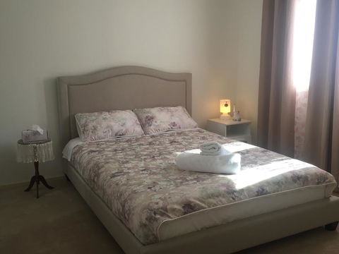Bright & Beautiful Home On The Hills! - Accommodation Mooloolaba 17