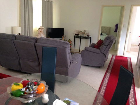 Bright & Beautiful Home On The Hills! - Accommodation Mooloolaba 8