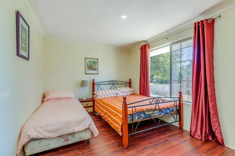 Brilliant, Neat, Convenient, Family-friendly House - Accommodation Mooloolaba 8