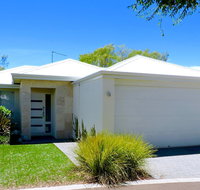 Contemporary Cove - Quindalup - Accommodation Mooloolaba