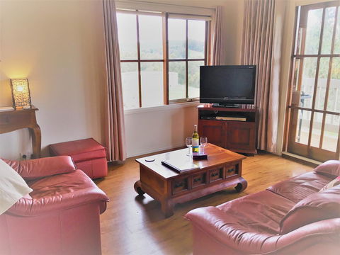 Balingup Highview Chalets - Accommodation Mooloolaba 7