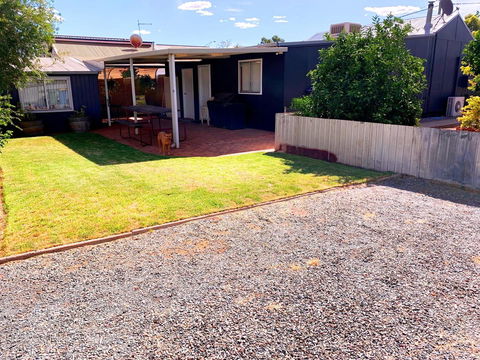 The Cottage That Could - Accommodation Mooloolaba 2