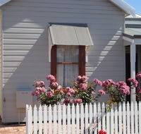Bluebird Cottage - Accommodation Mooloolaba