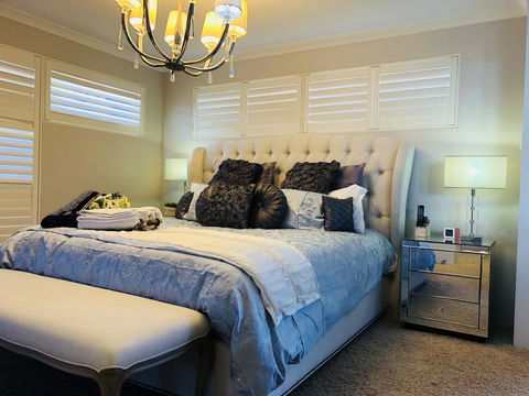 Magnificent Beach Retreat - Accommodation Mooloolaba 7