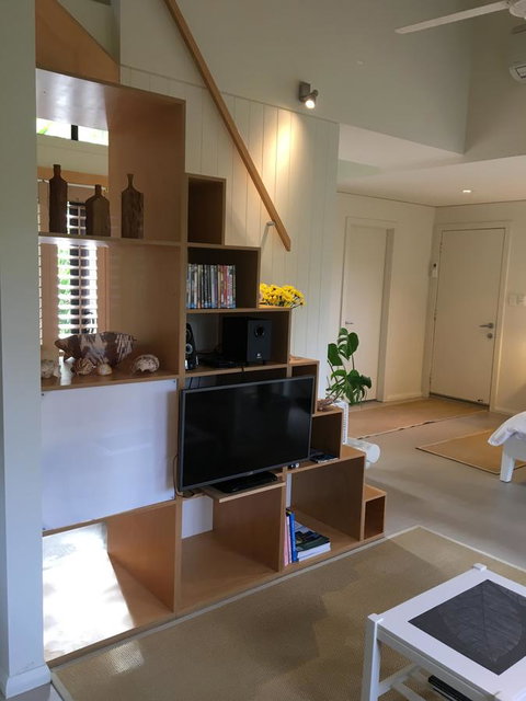 DESIGNER'S STUDIO - Accommodation Mooloolaba 9