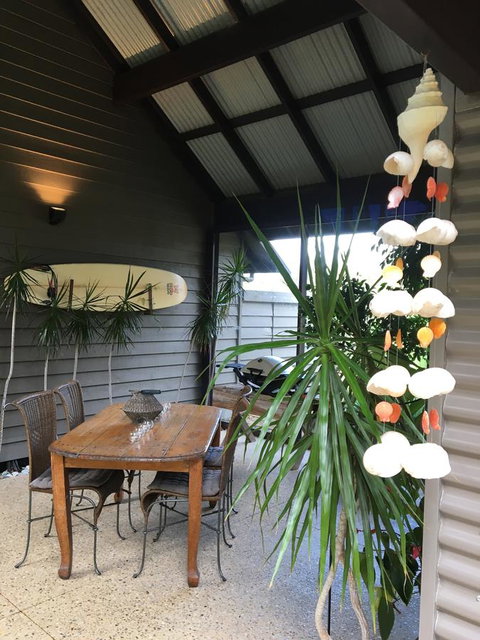 DESIGNER'S STUDIO - Accommodation Mooloolaba 8