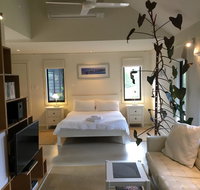 DESIGNER'S STUDIO - Accommodation Mooloolaba