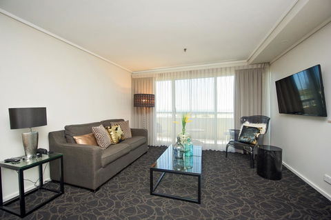 Best Western Plus Hotel Lord Forrest - Accommodation Mooloolaba 11