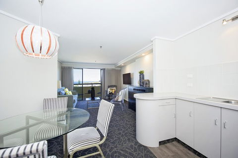 Best Western Plus Hotel Lord Forrest - Accommodation Mooloolaba 14
