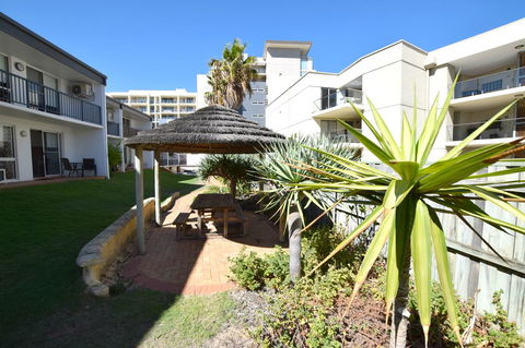 West Beach Lagoon 213 - Corner Unit! - Accommodation Mooloolaba 16