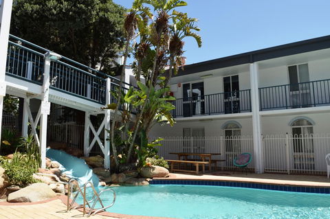 West Beach Lagoon 213 - Corner Unit! - Accommodation Mooloolaba 14