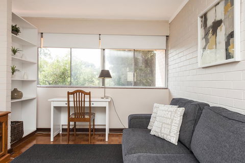 Rosalie 35 - Accommodation Mooloolaba 3