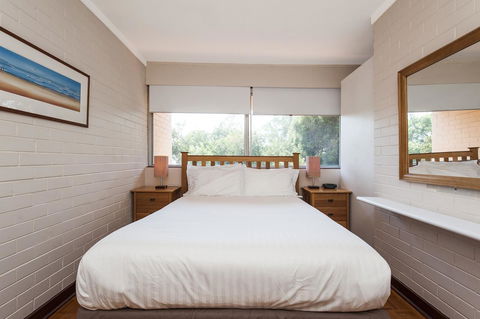 Rosalie 35 - Accommodation Mooloolaba 14