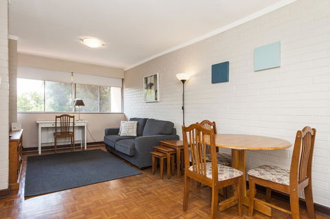Rosalie 35 - Accommodation Mooloolaba 7