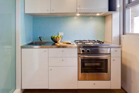 Cottesloe Tree Top Studio - Executive Escapes - Accommodation Mooloolaba 14