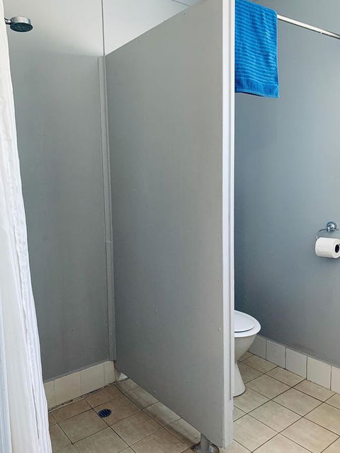 Shark Bay Cottages - Accommodation Mooloolaba 17