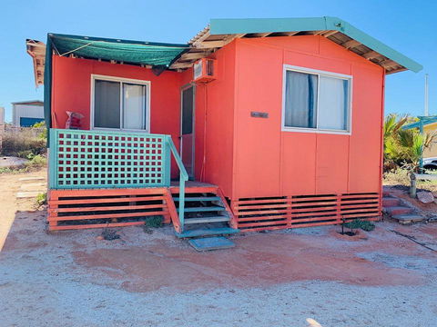 Shark Bay Cottages - Accommodation Mooloolaba 38