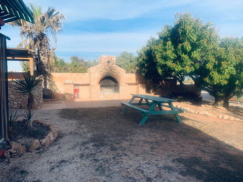 Shark Bay Cottages - Accommodation Mooloolaba 36