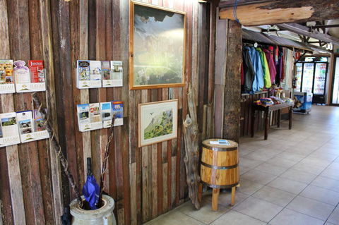 Tullah Lakeside Lodge - Accommodation Mooloolaba 25