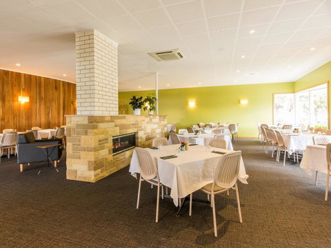 Riverfront Motel & Villas - Accommodation Mooloolaba 24
