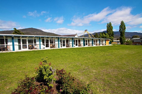 Riverfront Motel & Villas - Accommodation Mooloolaba 8