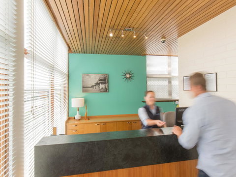 Riverfront Motel & Villas - Accommodation Mooloolaba 9