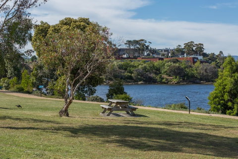 Riverfront Motel & Villas - Accommodation Mooloolaba 35