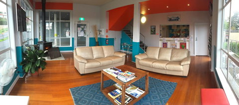 Waterfront Lodge Motel - Accommodation Mooloolaba 20
