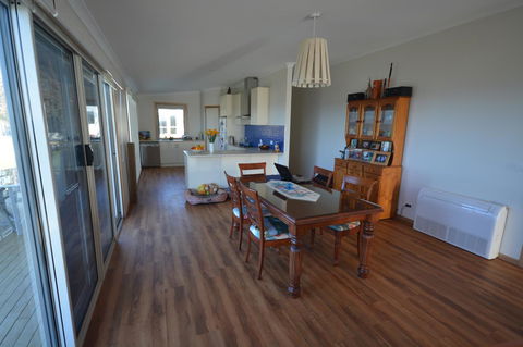 Seascape Beach House - Accommodation Mooloolaba 4