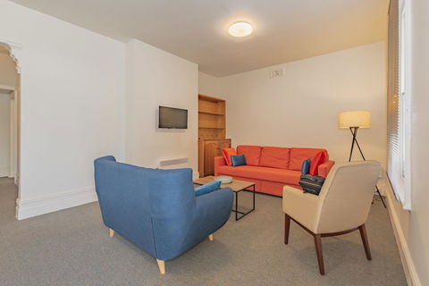 4 Bedroom House - Hobart CBD - Free Parking - Free WIFI - Accommodation Mooloolaba 22