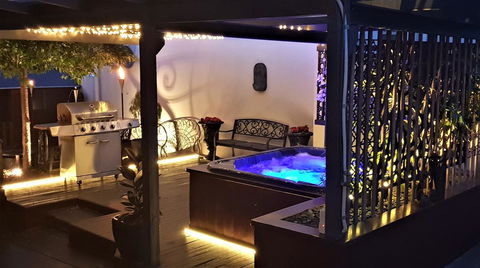 Bakers Retreat - Accommodation Mooloolaba 1