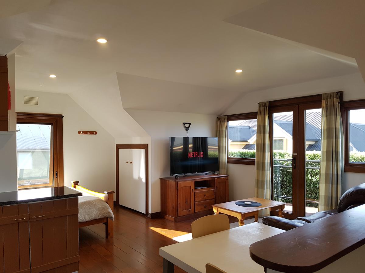 Riverside TAS Accommodation Mooloolaba