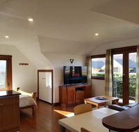 Riverside StudioPrivate - Accommodation Mooloolaba