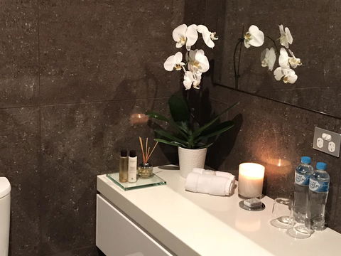 Amare Beachside Luxury - Accommodation Mooloolaba 7