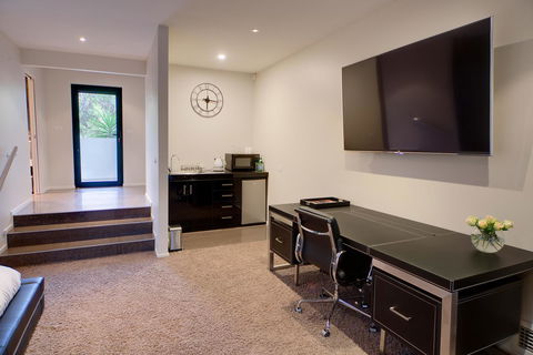Amare Beachside Luxury - Accommodation Mooloolaba 16