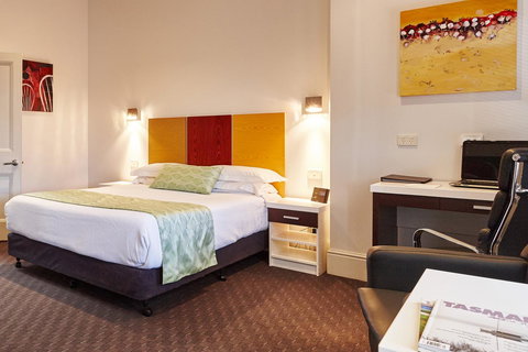 Auldington Hotel - Accommodation Mooloolaba 13