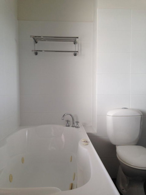 Auldington Hotel - Accommodation Mooloolaba 44