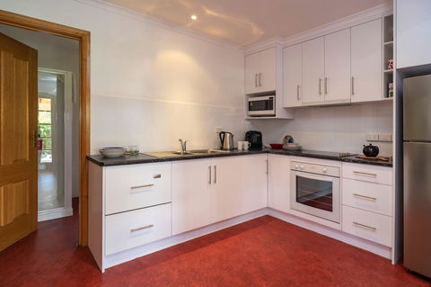 Willowmere - Accommodation Mooloolaba 7