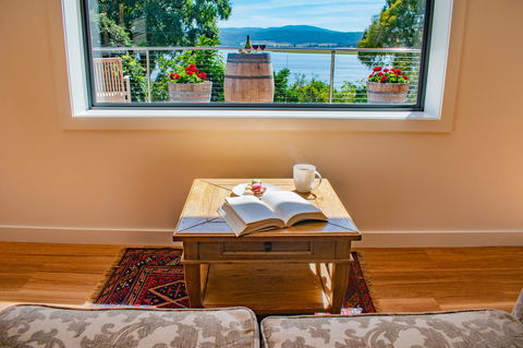 Tamar House - Accommodation Mooloolaba 5