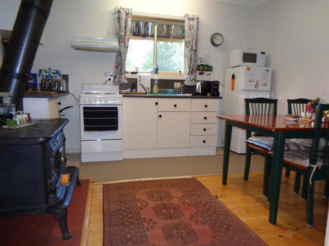 Post House Cottage - Accommodation Mooloolaba 7