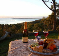 Island View Spa Cottage - Accommodation Mooloolaba