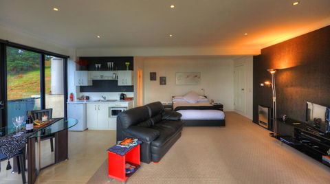 Sheer Pleasure Accommodation - Accommodation Mooloolaba 12