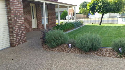 Numurkah Self Contained Apartments - The Mieklejohn - Accommodation Mooloolaba 3