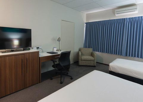 Ocean Centre Hotel - Accommodation Mooloolaba 1