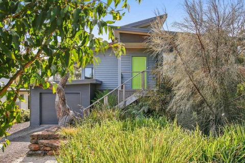 OCEAN ESCAPE - The Ultimate Luxury Beach House - Accommodation Mooloolaba 2