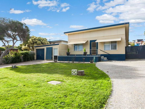 OCEAN SOUNDS - Anglesea - Accommodation Mooloolaba 0