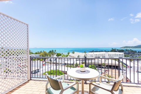 OCEAN VIEWS 10A - Accommodation Mooloolaba 0