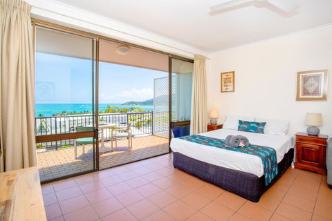 OCEAN VIEWS 10A - Accommodation Mooloolaba 3