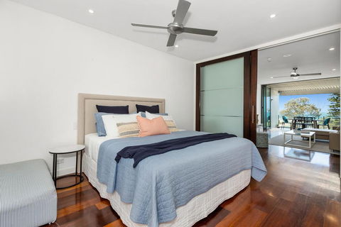 OCEAN VIEWS @ NOR NOR EAST 201 - Accommodation Mooloolaba 1