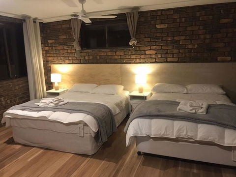 OCT Forest Lodge - Accommodation Mooloolaba 0